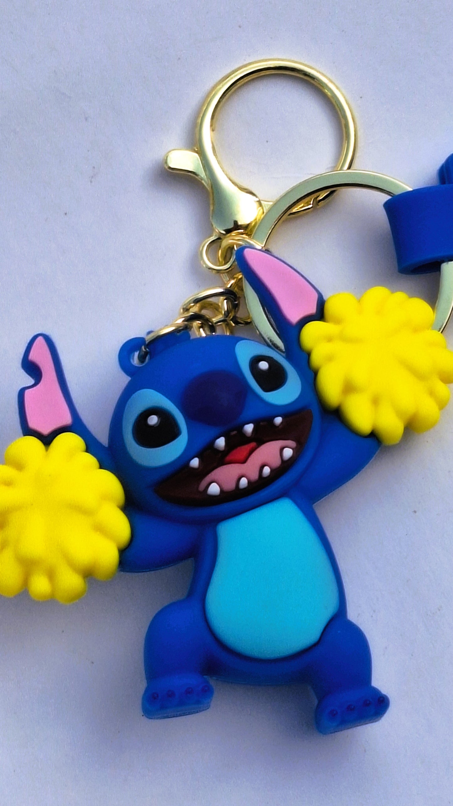 🆕✨ ¡Nuevos Llavero Colgantes de Stitch cheerleader!