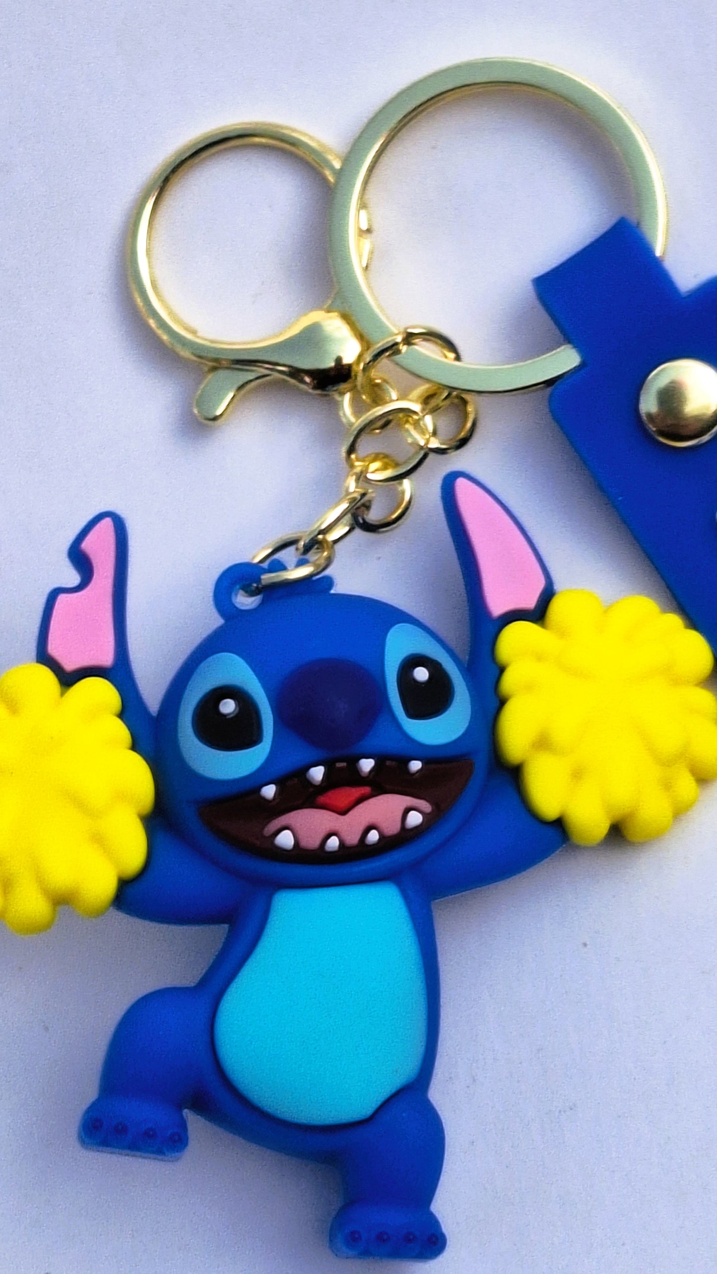 🆕✨ ¡Nuevos Llavero Colgantes de Stitch cheerleader!
