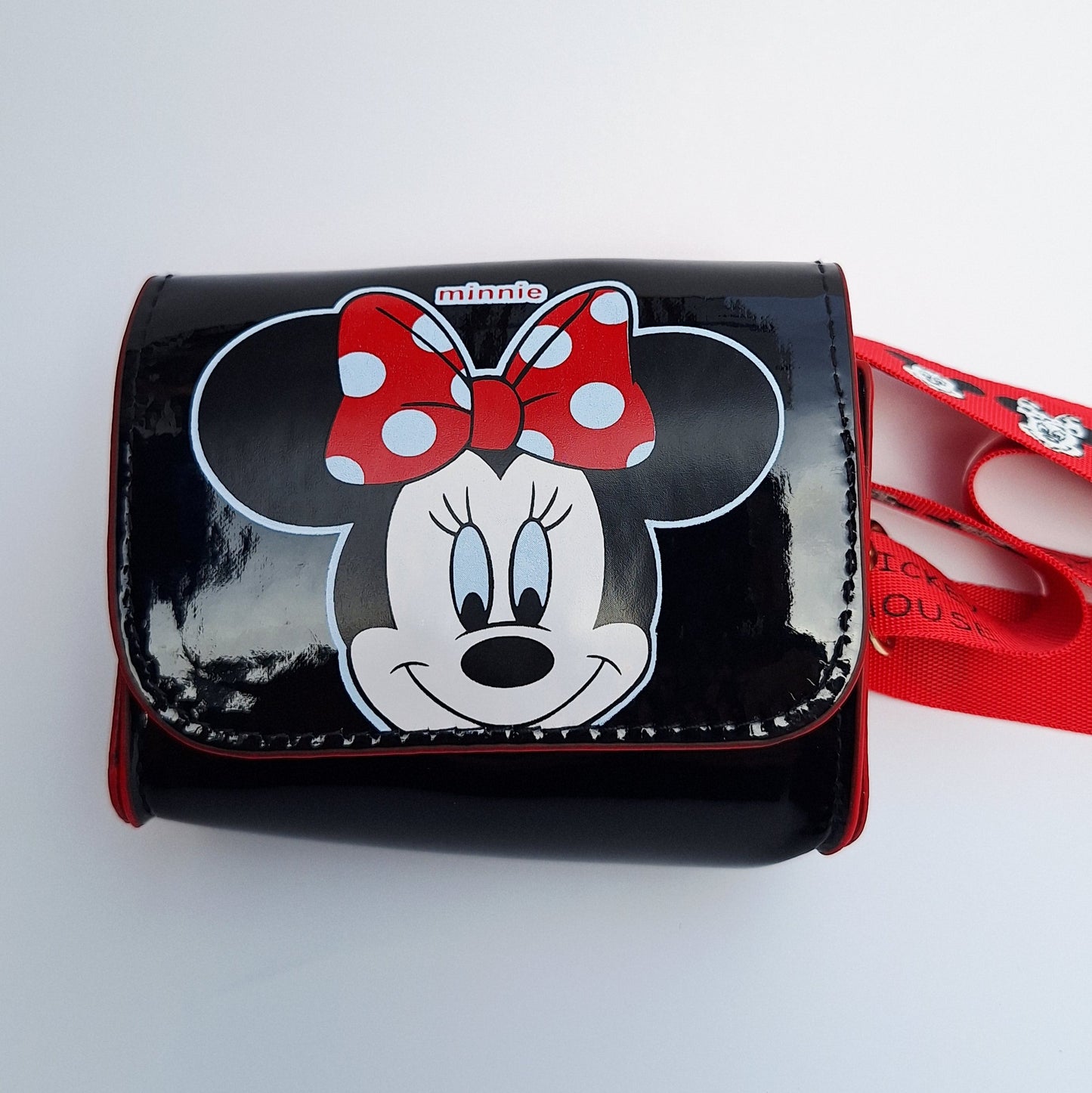 Mini bolso / porta celular Mickey y Minnie Mouse con correa