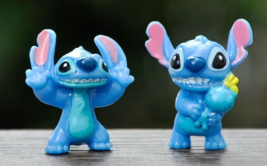 🎁 Set de 12 Figuras Coleccionables de Stitch