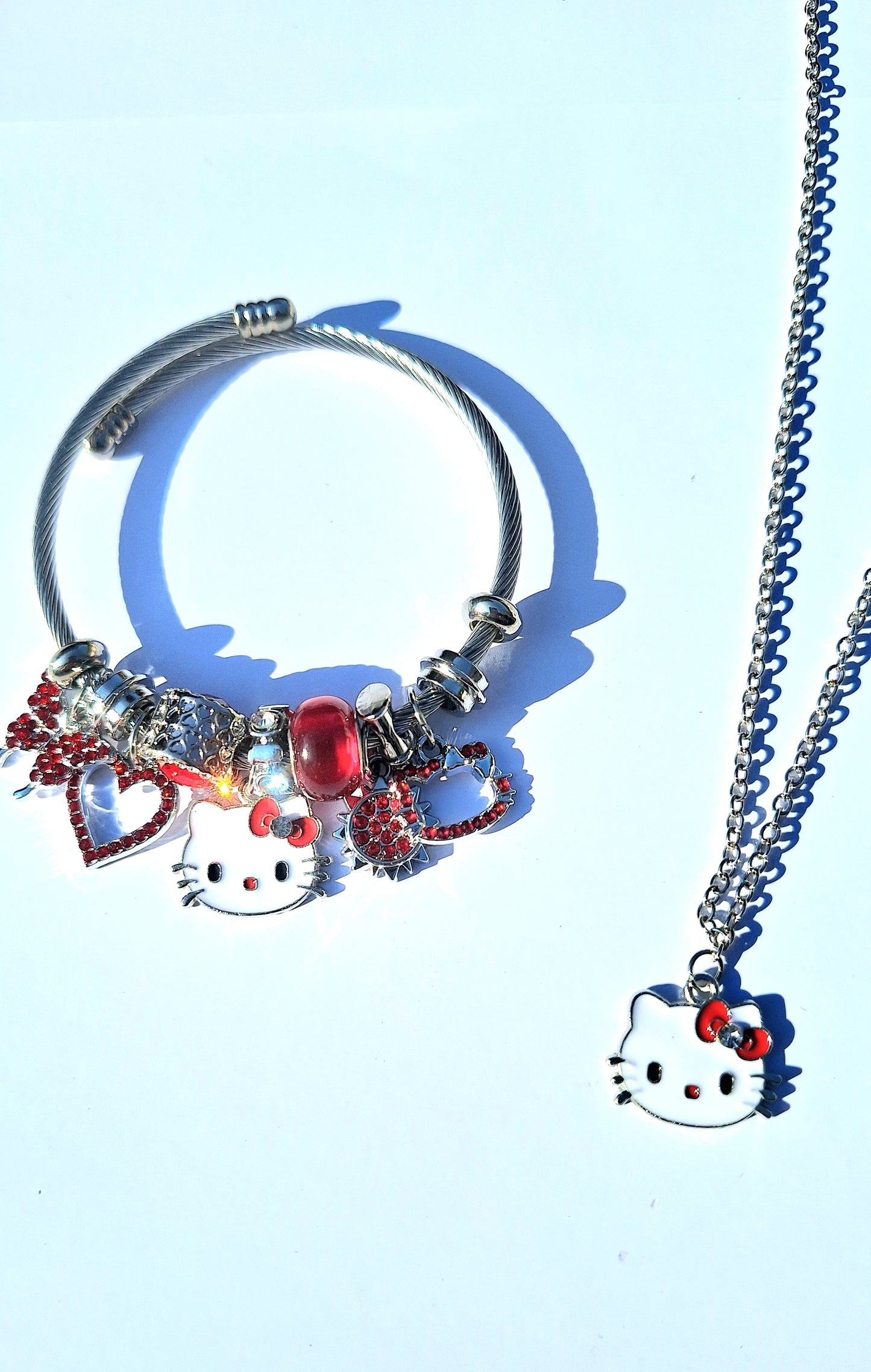 Set Hello Kitty Amor y Estilo – Pulsera + Collar