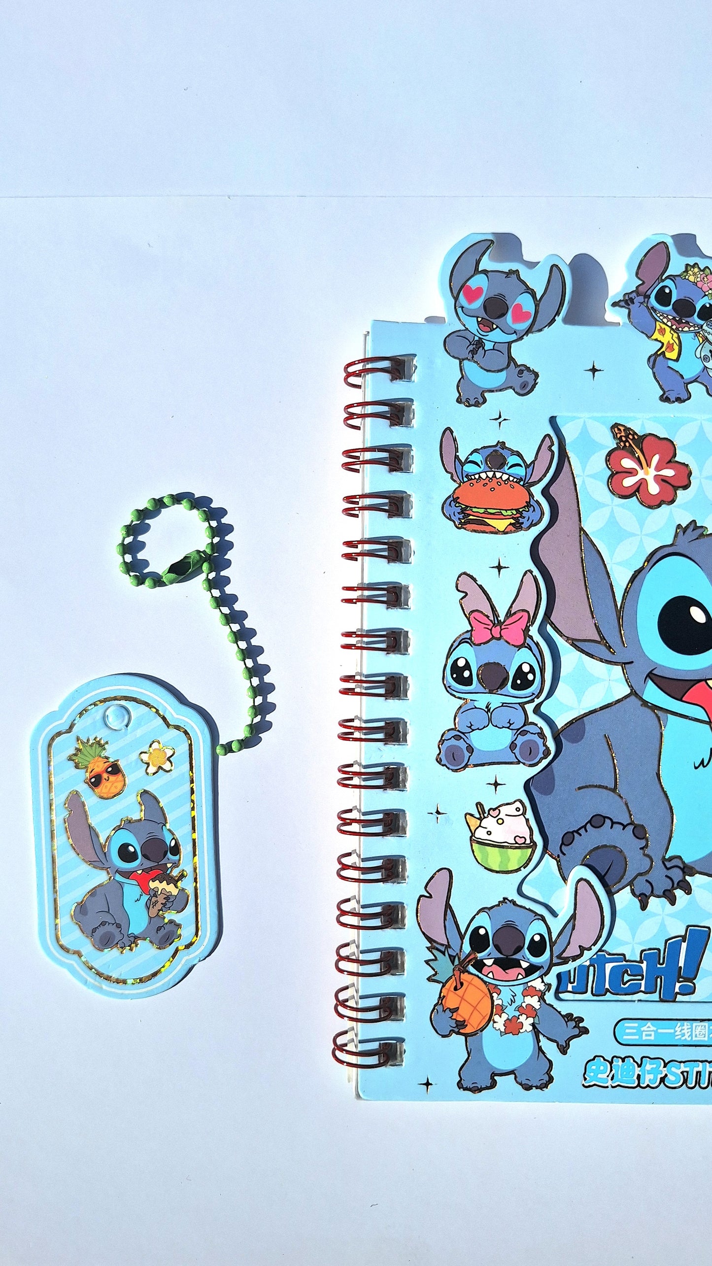 Agenda Stitch 3 en 1: creatividad y diversión en un solo lugar