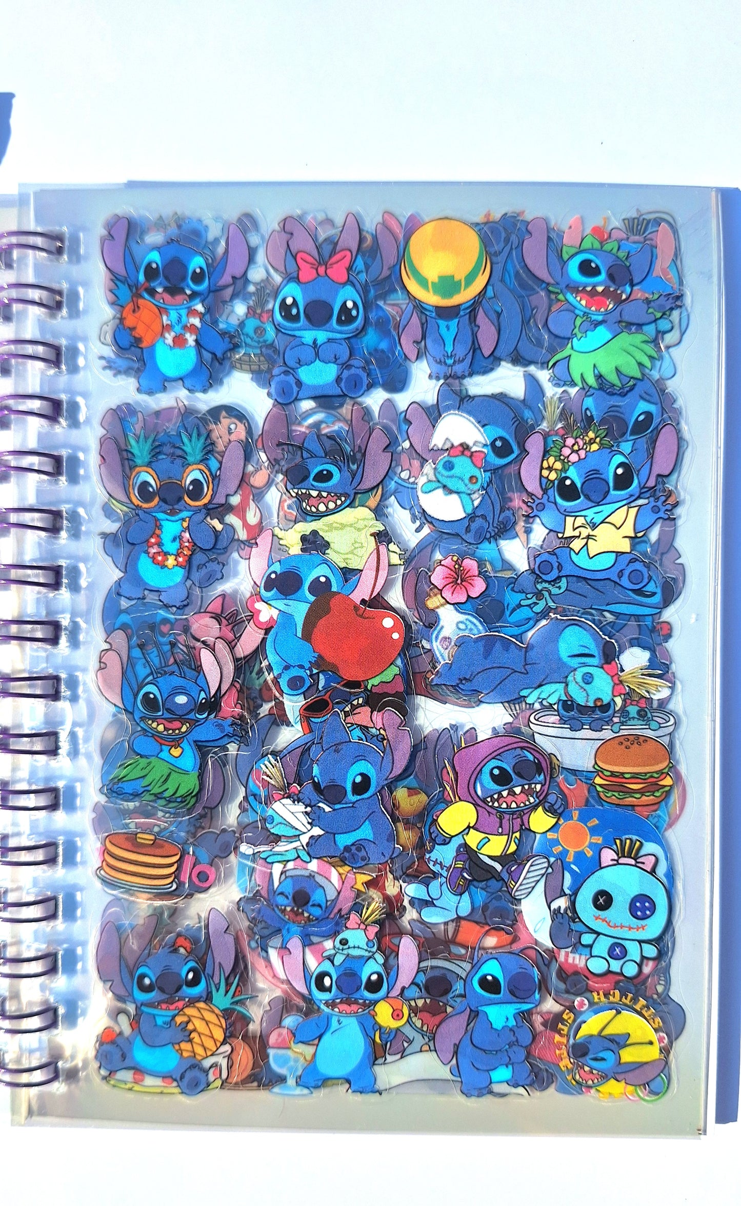 Agenda Stitch 3 en 1: creatividad y diversión en un solo lugar