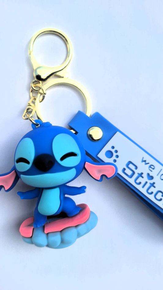 Llavero Stitch Surfista | Aventura vibrante