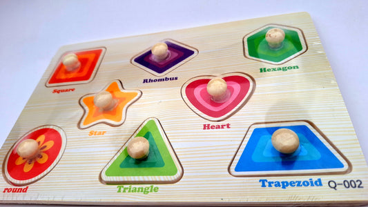Didáctico de madera con pines - Juguete educativo – Figuras geométricas